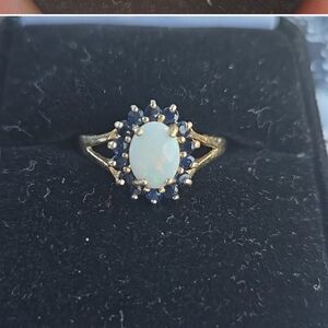 14k Opal And Saphire Ring